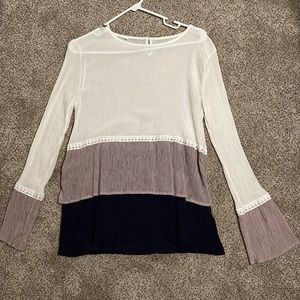 Size Large womens top/blouse! Worn once. No brand name. 97% polyester,3% spandex